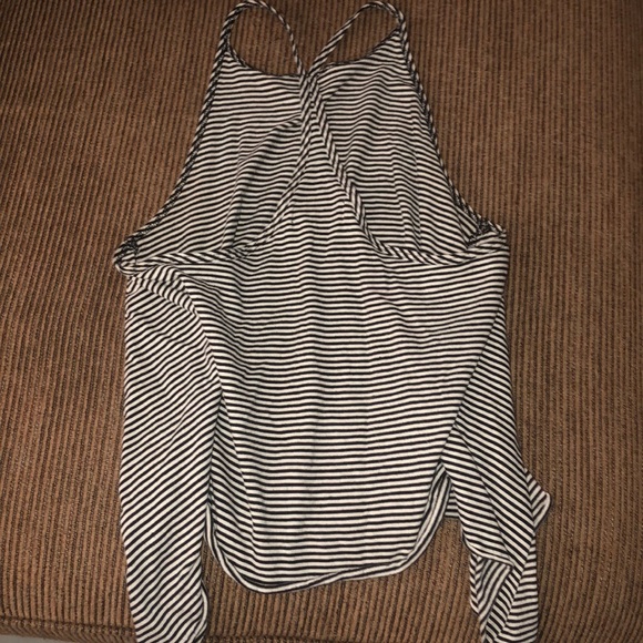 Top - Picture 2 of 2